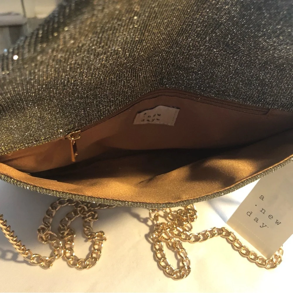 NWT a new day  Glitter Envelope Crossbody with Gold Chain - Picture 5 of 5
